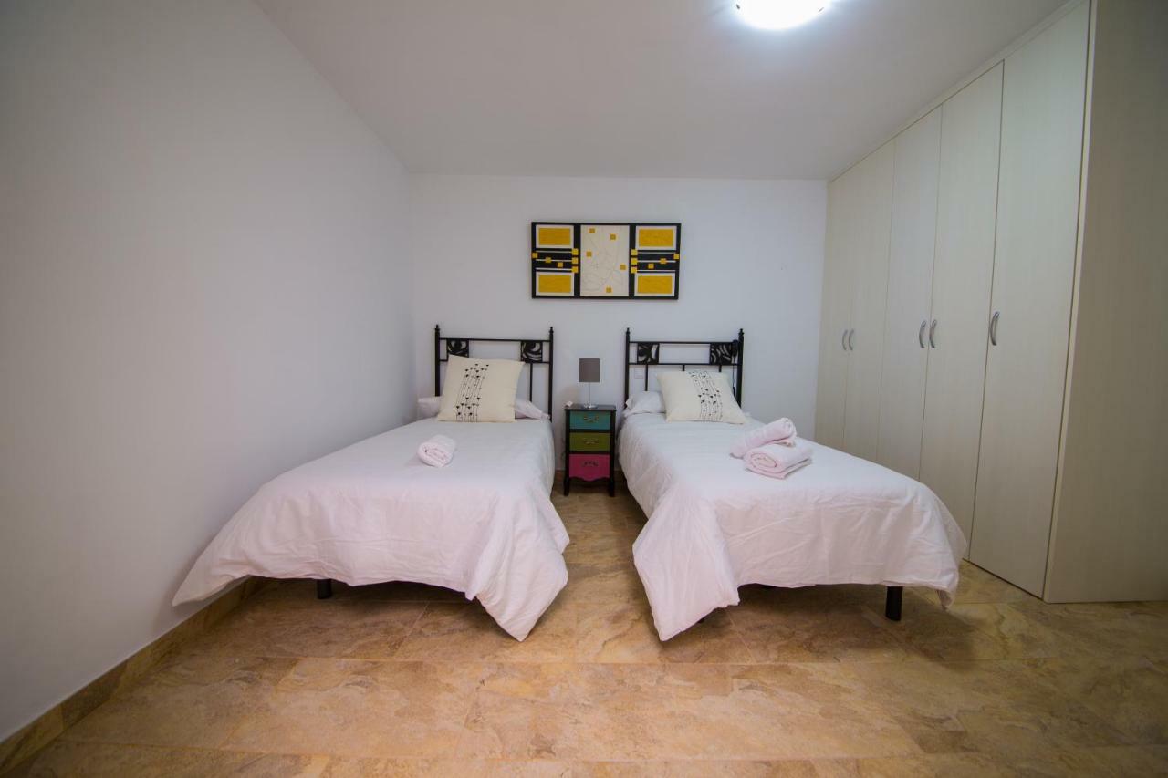 Calle Lanzarote 29C 普拉亚戴尔雷安格莱斯 外观 照片